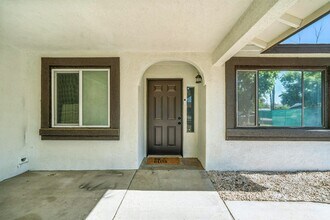 639 E 5th St in San Jacinto, CA - Building Photo - Building Photo