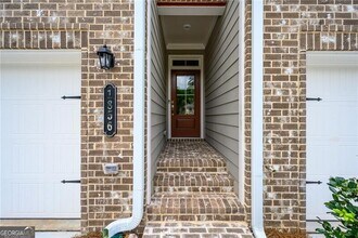 1856 Terrewood Dr in Atlanta, GA - Building Photo - Building Photo
