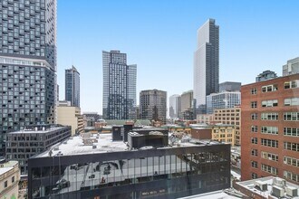 360 Rue Mayor in Montréal, QC - Building Photo - Building Photo