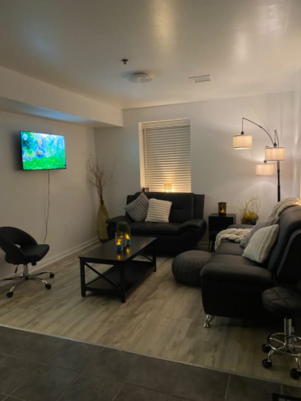 232 Mt Pleasant Ave, Unit Floor 1 in Newark, NJ - Building Photo - Building Photo