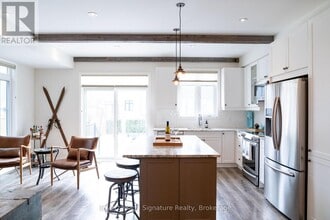 345 Yellow Birch Cres in Blue Mountains, ON - Building Photo - Building Photo