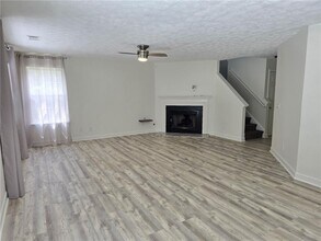 517 Carrington Ct in Canton, GA - Building Photo - Building Photo