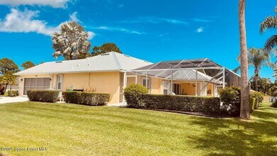 1829 SW Hickock Terrace in Port St. Lucie, FL - Building Photo - Building Photo