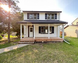 Diver Belt Drive Housem in Prince Edward, ON - Building Photo