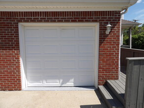 312 Bypass Plaza Dr in Frankfort, KY - Building Photo - Building Photo