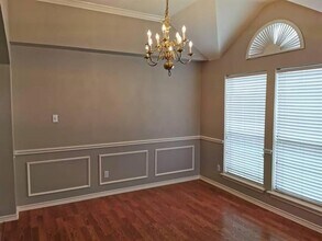 9300 Vista Cir in Irving, TX - Building Photo - Building Photo