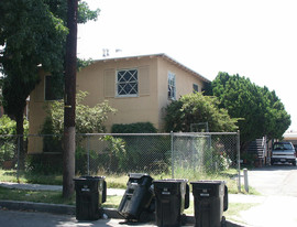 14750 Blythe St Apartamentos