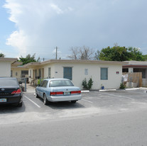 701-703 NW 15th Ter Apartments