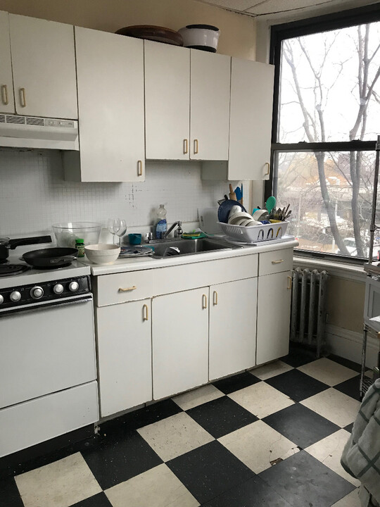 583 Beacon St, Unit 2-bed 1-bath Kenmore in Boston, MA - Building Photo