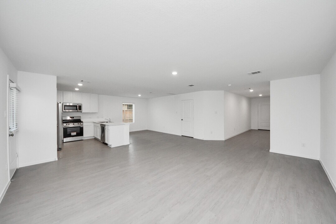 3073 Fantasy Ter Dr in Katy, TX - Foto de edificio