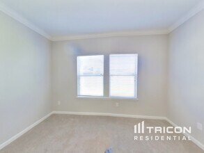 10149 Dogwood Creek Dr in Jacksonville, FL - Building Photo - Building Photo