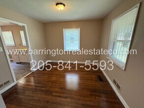 912 Hickory Dr in Birmingham, AL - Building Photo - Building Photo