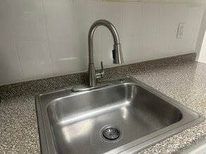 328 61st St in West New York, NJ - Building Photo - Building Photo