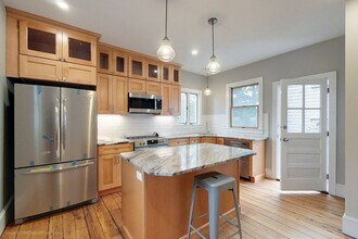19 John St in Newport, RI - Building Photo - Building Photo