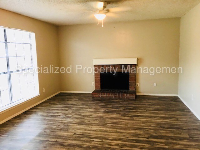 3008 Sappington Pl-Unit -Apt D in Fort Worth, TX - Building Photo - Building Photo