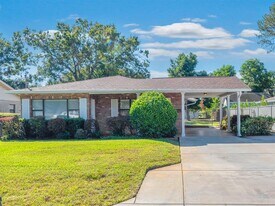 2912 W Lake Ave in Tampa, FL - Building Photo