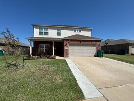 13228 Bridgewater Dr in Piedmont, OK - Building Photo