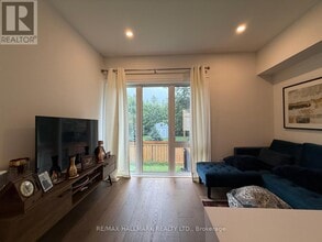 14 Persica St in Richmond Hill, ON - Building Photo - Building Photo