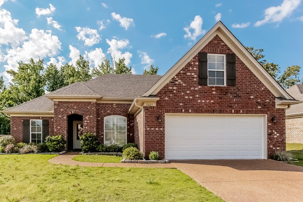 2665 Cherry Tree Dr in Southaven, MS - Building Photo