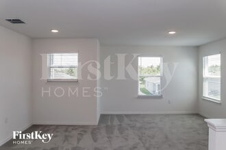 1221 Spokane Pt in Kissimmee, FL - Foto de edificio - Building Photo