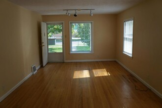 547 S 11th Ave in Pocatello, ID - Building Photo - Building Photo