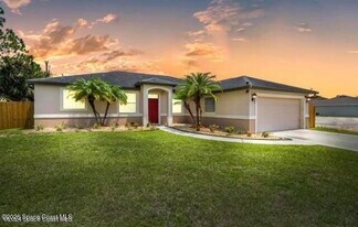 463 Eldron Blvd NE in Palm Bay, FL - Building Photo