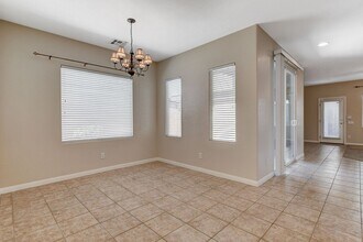 10486 Howling Coyote Ave in Las Vegas, NV - Building Photo - Building Photo