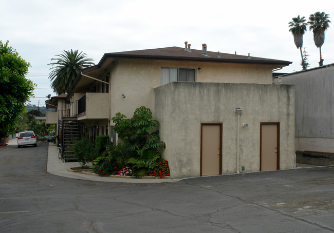 1220 Bath St in Santa Barbara, CA - Building Photo - Building Photo