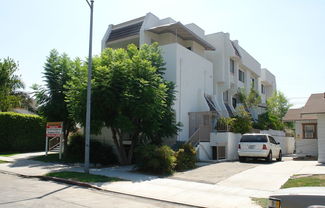 462 Hawthorne St in Glendale, CA - Building Photo