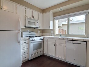 2283 Creek Bed Ct in Santa Clara, CA - Building Photo - Building Photo