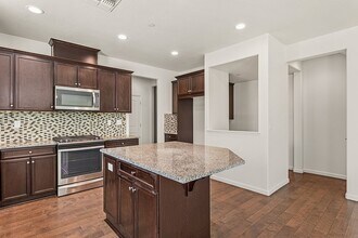 4193 Wyman Way in Roseville, CA - Building Photo - Building Photo