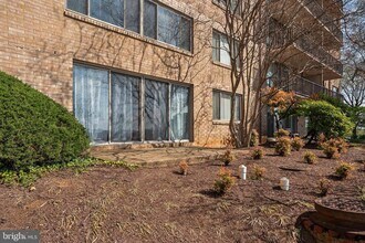 4410 Oglethorpe St in Hyattsville, MD - Building Photo - Building Photo