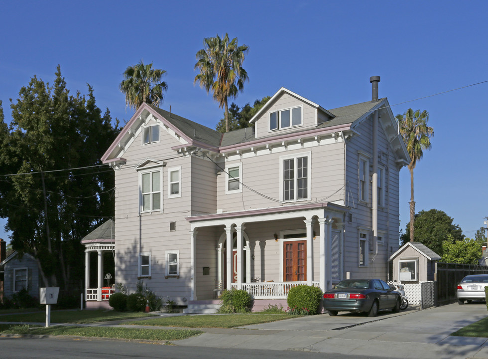 145 Sunol St in San Jose, CA - Building Photo