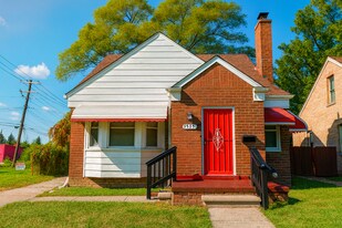 9535 Hubbell Ave in Detroit, MI - Building Photo