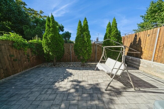 225 Columbia Ave in Jersey City, NJ - Building Photo - Building Photo