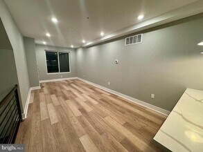 2526 Cecil B. Moore Ave in Philadelphia, PA - Building Photo - Building Photo