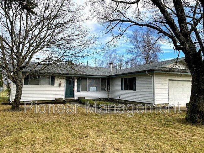 property at 208 Hawthorne St