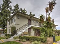 12809 Oak St in Whittier, CA - Foto de edificio - Building Photo