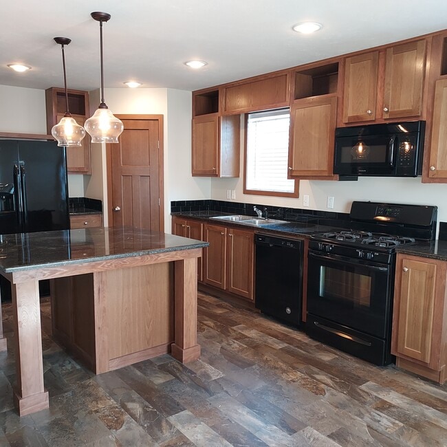 property at 6225 Imperial Dr