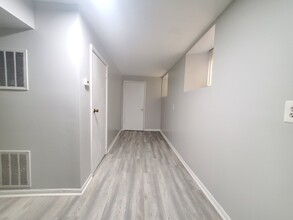 69 W 21st St, Unit 3 in Bayonne, NJ - Building Photo - Building Photo