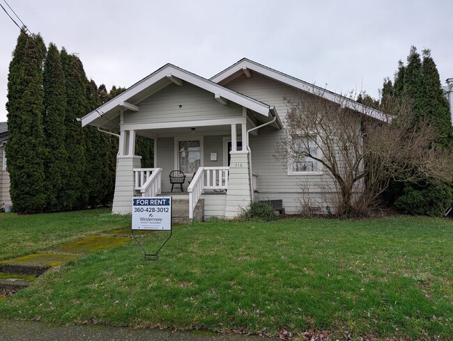 516 N 6th St in Mount Vernon, WA - Building Photo - Building Photo