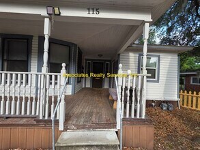 115 NE 9th St in Gainesville, FL - Building Photo - Building Photo