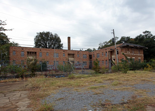 528 E Parkway N in Memphis, TN - Building Photo - Building Photo