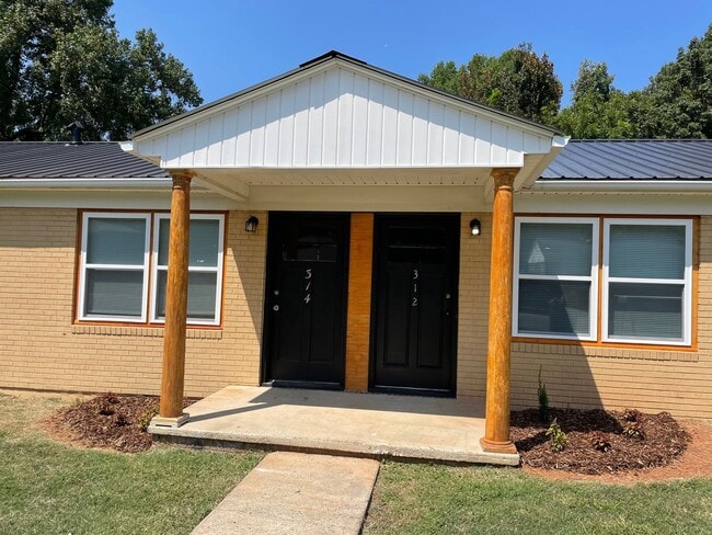 312-314 Spruce St in Lexington, NC - Building Photo - Building Photo