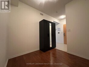 65-2765 Bremner Blvd in Toronto, ON - Building Photo - Building Photo