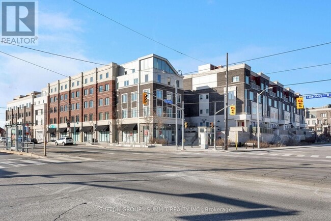 property at 3580 Lake Shore Blvd W