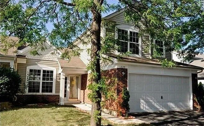 1220 Manchester Dr in Mundelein, IL - Building Photo