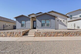 2505 Mike Price Dr in El Paso, TX - Building Photo - Building Photo