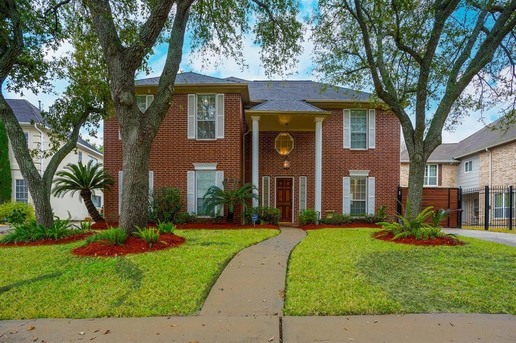 8915 Wallington Dr in Houston, TX - Building Photo