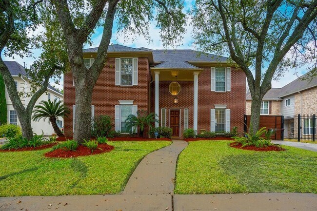 property at 8915 Wallington Dr